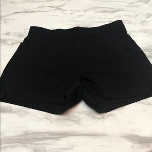 Athleta Trekkie North Short - Never Worn